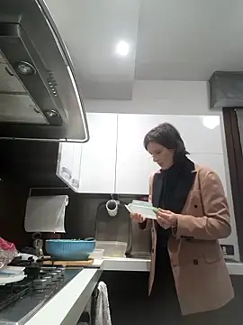 Piediniecollant online show from 02.04.26