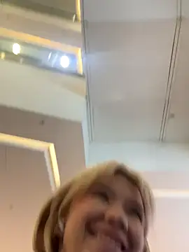 Leila La online show from 11.01.25