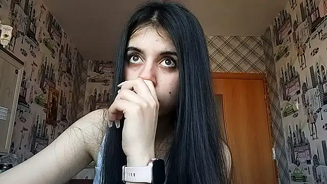 Snapshot of Lina_rix chatting on 12.15.25 Lina rix online show from 12.15.25