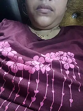 Snapshot of Israt_Riya_25 chatting on 10.29.25 Israt Riya 25 online show from 10.29.25