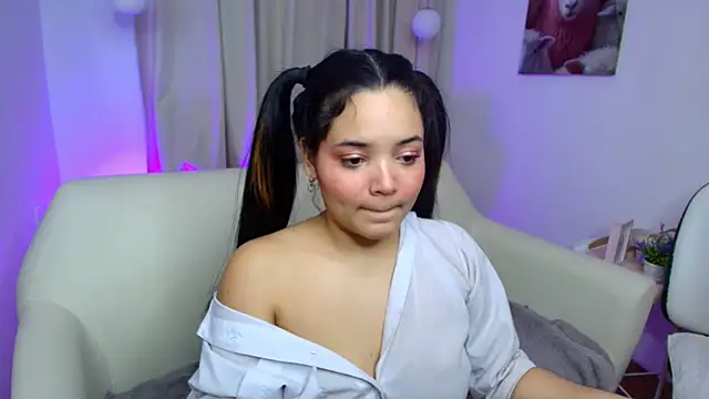 Snapshot of elli_snow1 chatting on 11.11.25 elli snow1 online show from 11.11.25