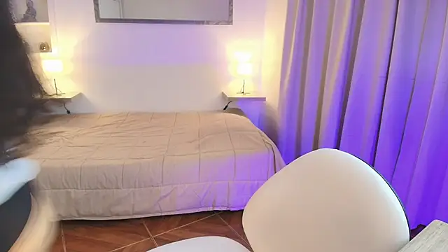 Snapshot of elli_snow1 chatting on 11.29.25 elli snow1 online show from 11.29.25