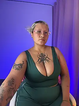 pinkbaddie777 online show from 01.10.26