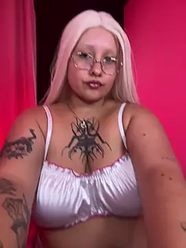 pinkbaddie777 online show from 08.03.26