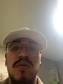 Noa N Luxy online show from 11.06.25