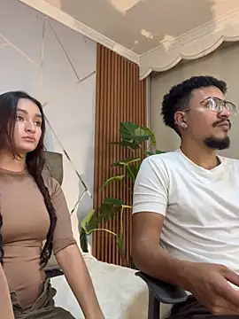 Noa N Luxy online show from 11.11.25