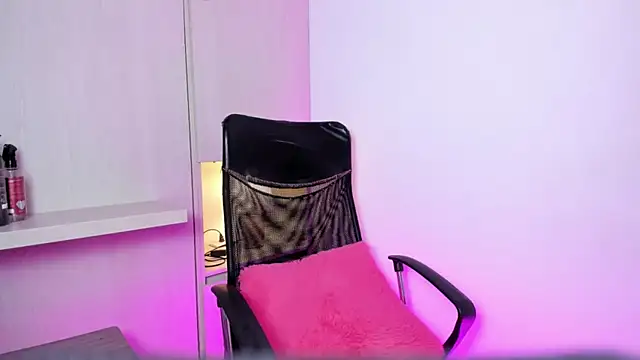 GabyMason  online show from 12.20.25