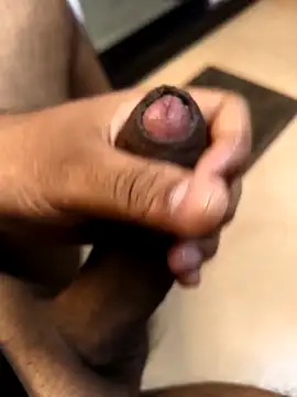 Snapshot of djdick20 chatting on 12.15.25 djdick20 online show from 12.15.25