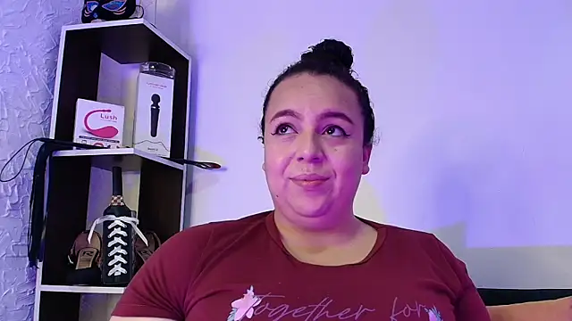 Snapshot of Natasha_Amber chatting on 11.03.25 Natasha Amber online show from 11.03.25