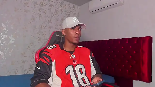 for itan online show from 11.25.25