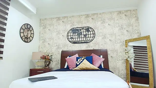 Marilyn Blakee online show from 11.11.25