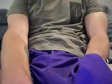 andrewholdsteady online show from 10.28.25