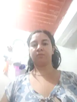 Camila-Valverde online show from 02.05.26