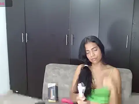 NandyKiss online show from 11.12.25