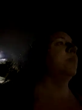 Snapshot of Casaldoverdin chatting on 10.28.25 Casaldoverdin online show from 10.28.25