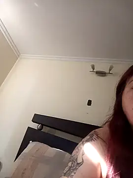 SofiBelluccix online show from 11.04.25