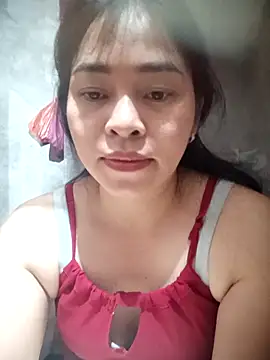 Snapshot of Bamboo-niee123 chatting on 10.31.25 Bamboo-niee123 online show from 10.31.25