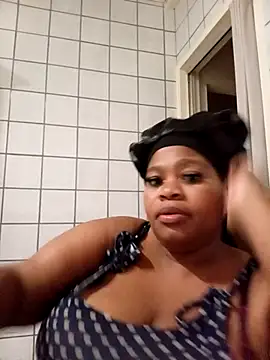 ThickLeeyanaXX online show from 12.19.25