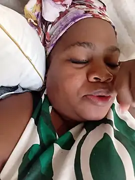 ThickLeeyanaXX online show from 05.17.26