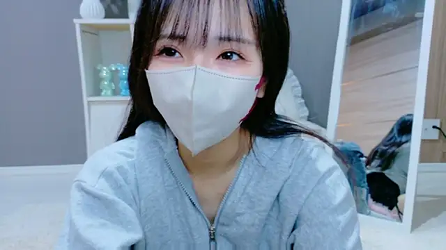 Snapshot of Mimi-Dreammood chatting on 12.02.25 Mimi-Dreammood online show from 12.02.25