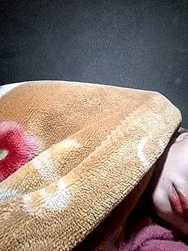 yoyo-mi online show from 12.17.25