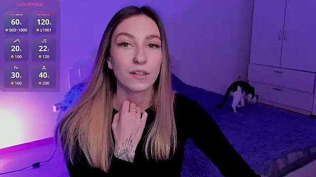 Snapshot of Alexis_Winx chatting on 11.28.25 Alexis Winx online show from 11.28.25