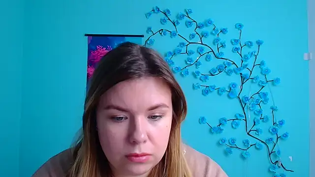 Snapshot of SusannaNight chatting on 11.15.25 SusannaNight online show from 11.15.25