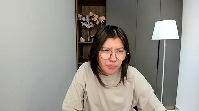 VickieChantos online show from 10.30.25