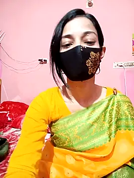 Green LaDY66 online show from 04.05.26