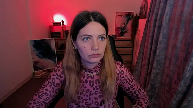 Snapshot of AleksaLaurent chatting on 11.01.25 AleksaLaurent online show from 11.01.25