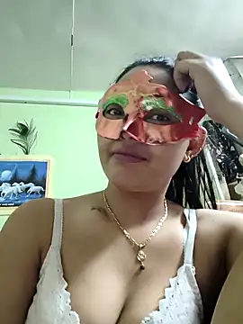 Snapshot of DesiBomb_ chatting on 10.29.25 DesiBomb  online show from 10.29.25