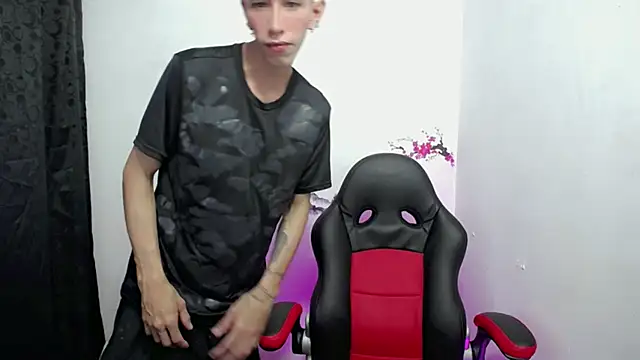 The latin boy online show from 11.04.25