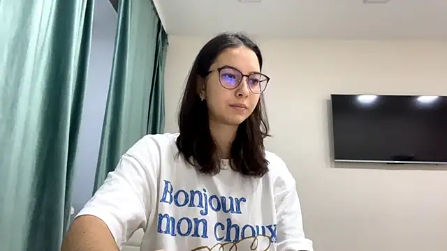 Allisgree online show from 11.15.25