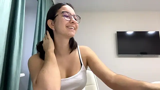 Allisgree online show from 11.18.25