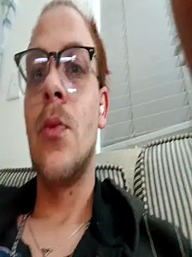 THOMMONSTER5299 online show from 11.17.25