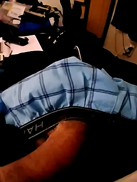 Snapshot of Xxn8x chatting on 12.18.25 Xxn8x online show from 12.18.25