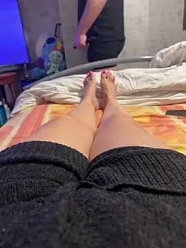 Snapshot of Lylyetcedric chatting on 01.05.26 Lylyetcedric online show from 01.05.26