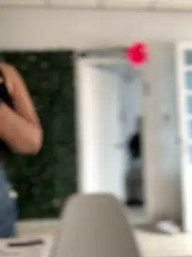 Snapshot of Vickybon chatting on 11.07.25 Vickybon online show from 11.07.25