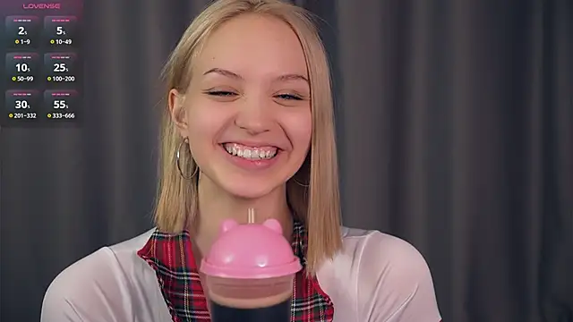 VetaManhardt online show from 04.14.26