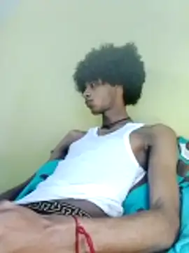 Snapshot of skinniyGabriel chatting on 11.05.25 skinniyGabriel online show from 11.05.25