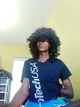 Snapshot of skinniyGabriel chatting on 11.14.25 skinniyGabriel online show from 11.14.25