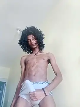 Snapshot of skinniyGabriel chatting on 11.17.25 skinniyGabriel online show from 11.17.25