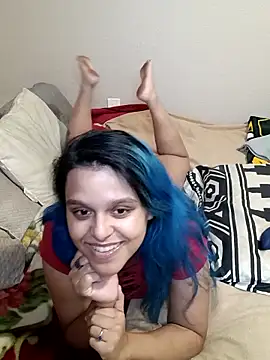 Snapshot of aye_tinakopixx chatting on 12.18.25 aye tinakopixx online show from 12.18.25