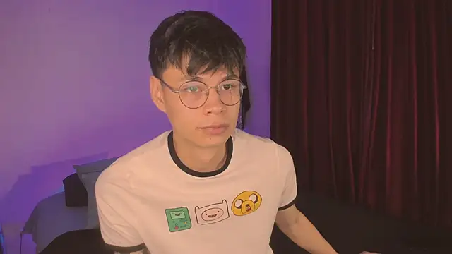 estmonnn online show from 11.18.25