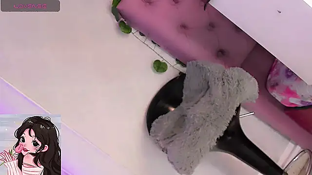 Snapshot of LIA-FER-DOLL chatting on 11.02.25 LIA-FER-DOLL online show from 11.02.25