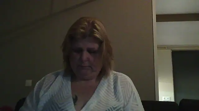 Sylviastar46 online show from 02.05.26