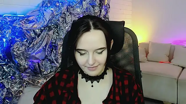 Snapshot of IreneBailey chatting on 11.22.25 IreneBailey online show from 11.22.25