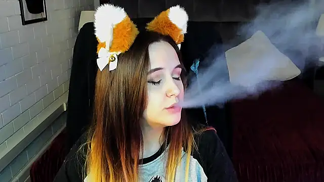 Snapshot of IreneBailey chatting on 11.28.25 IreneBailey online show from 11.28.25