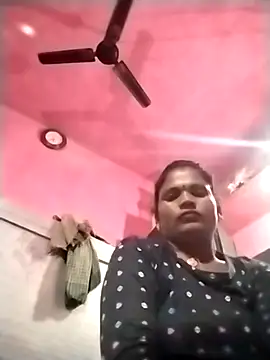 Snapshot of lodhipriti chatting on 10.29.25 lodhipriti online show from 10.29.25