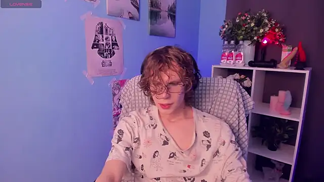 Snapshot of LeoBensyten chatting on 01.16.26 LeoBensyten online show from 01.16.26